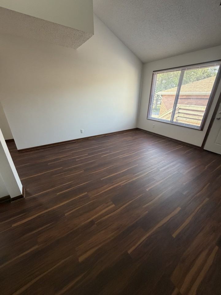 1618 S 14th St #3 - Photo 3 of 19
