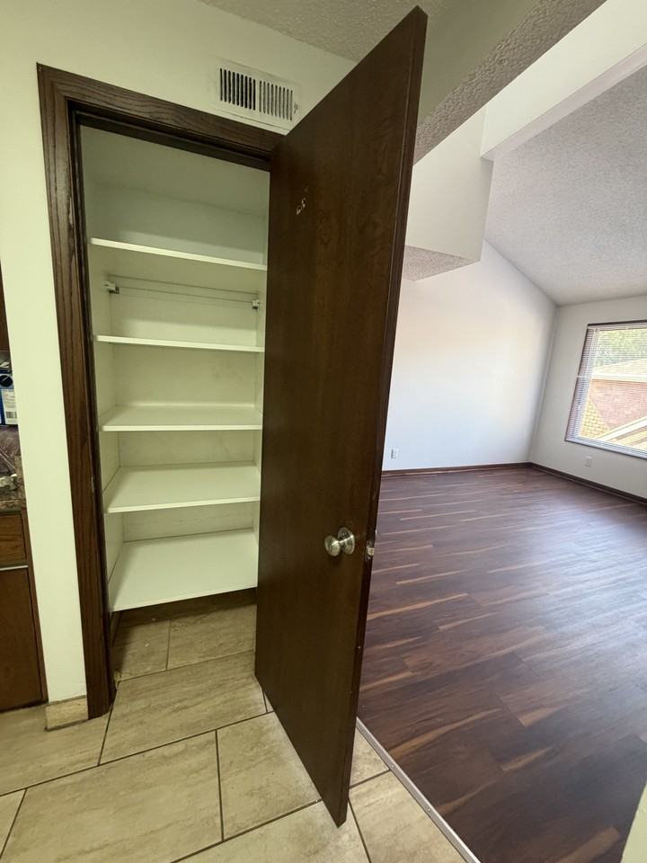1618 S 14th St #3 - Photo 7 of 19