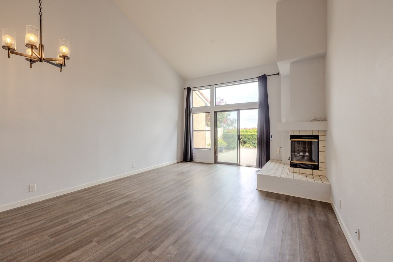 15614 Via Calanova - Photo 5 of 33