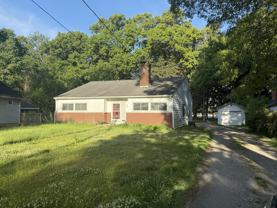 800 S 2nd St - Photo 1 of 1