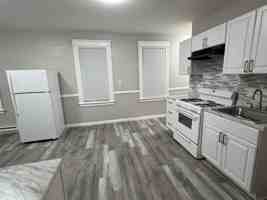 featured image of 105 Division St #3