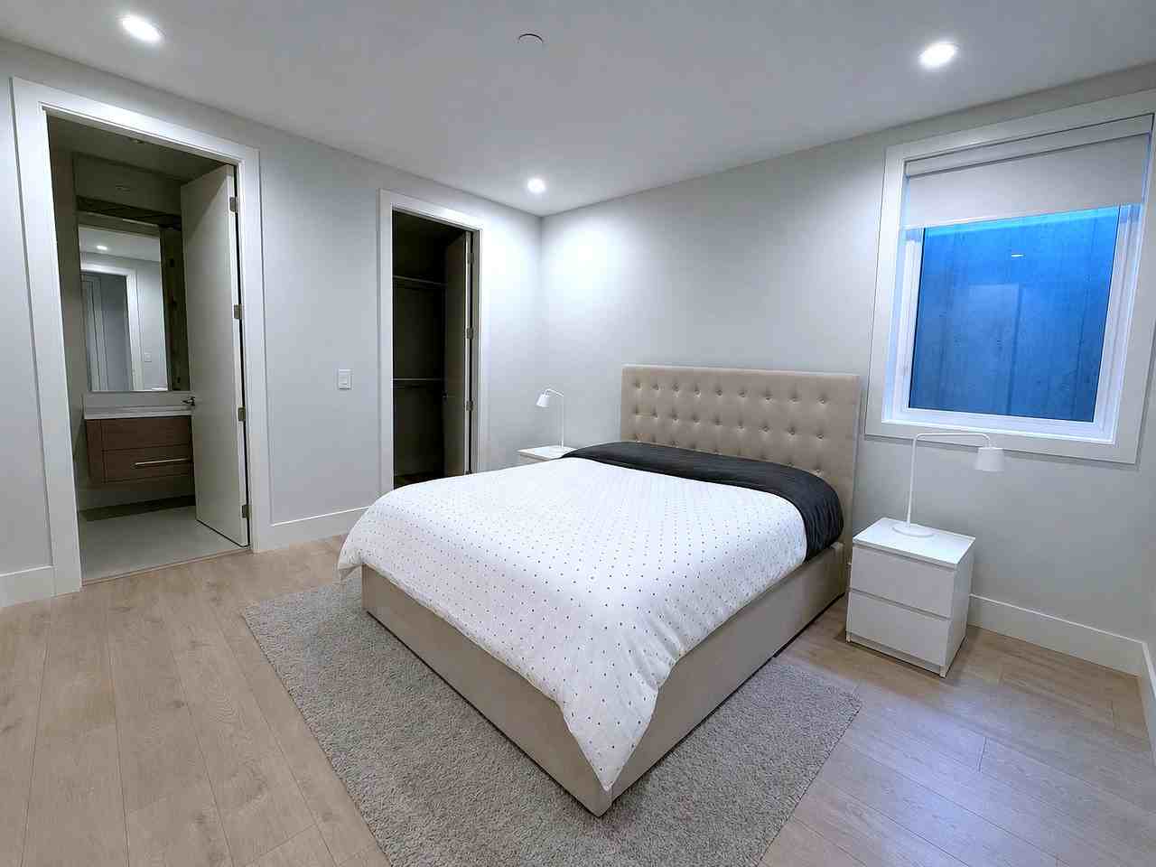 102 Glenmore Drive - Photo 3 of 11