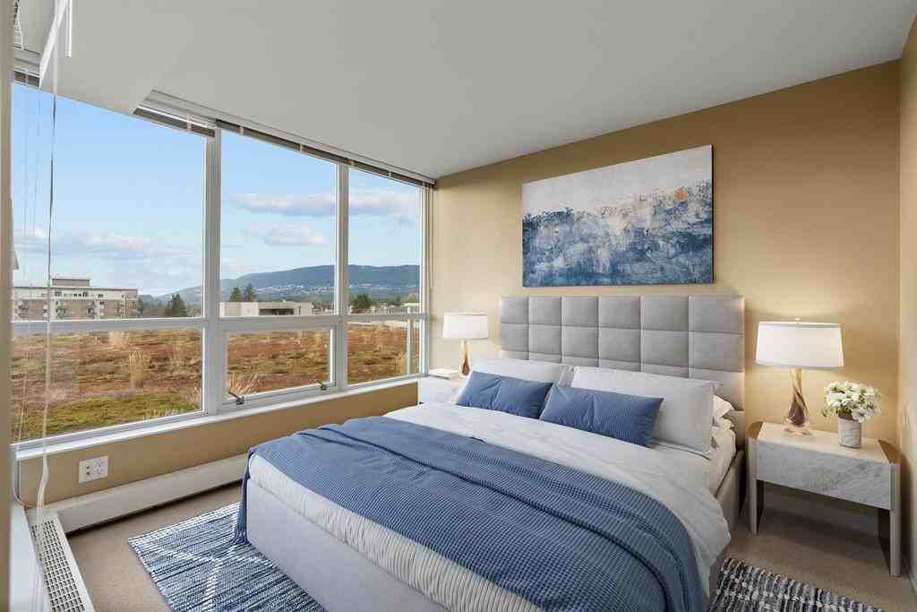 135 17th Street East #414 - Photo 4 of 17