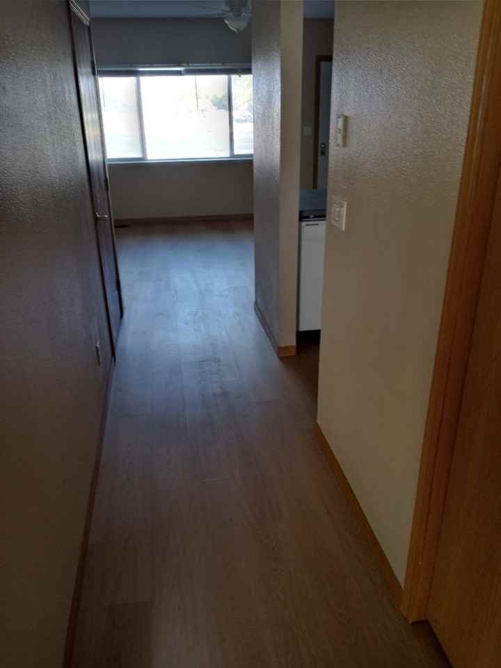 Oak Street Town Homes - Photo 3 of 35