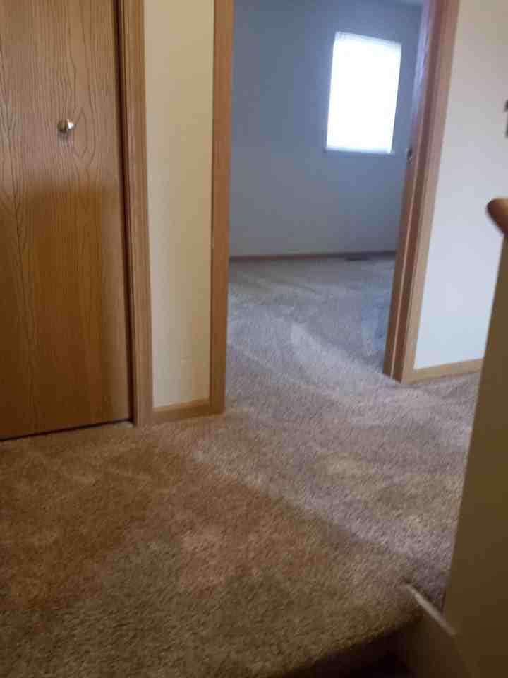 Oak Street Town Homes - Photo 6 of 35