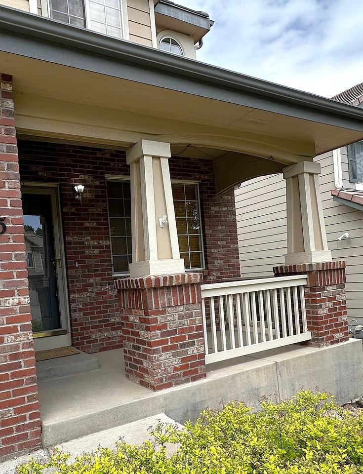 13745 Cook St - Photo 3 of 31