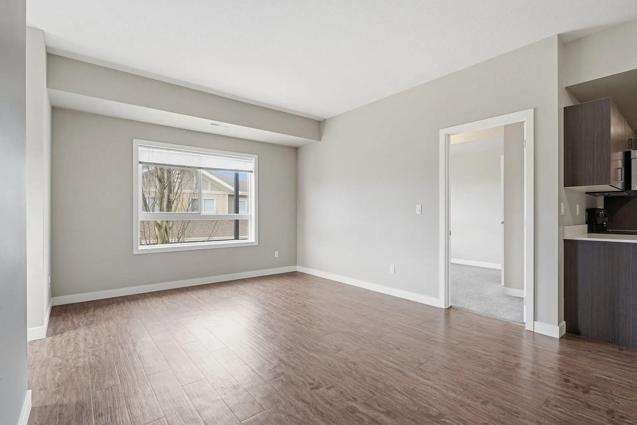 Liberty Park Townhomes & Carriage Homes - Photo 2 of 50