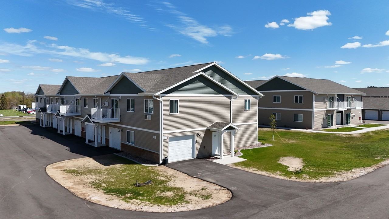 SCS Athens Apartment Community - Photo 2 of 50