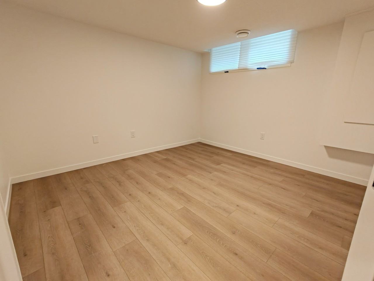 10516 121 Ave Nw Bsmt #10516BS - Photo 6 of 13