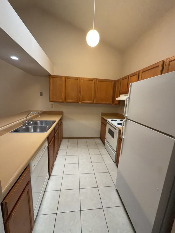 4537 Lamplighter Cir #1 - Photo 3 of 13