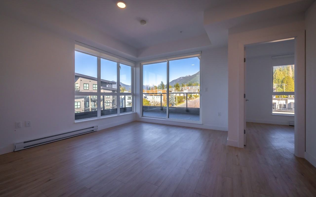 Axir North Vancouver Apartments - Photo 6 of 10