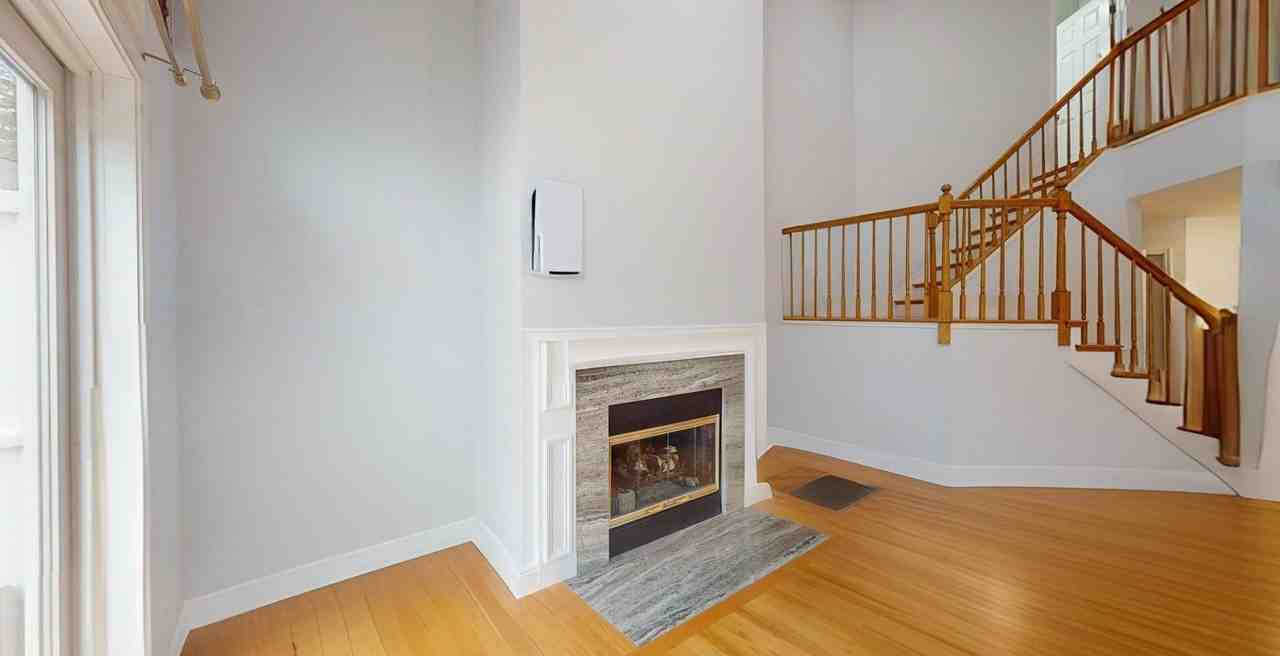 8 Knollwood Ct #8 - Photo 4 of 15