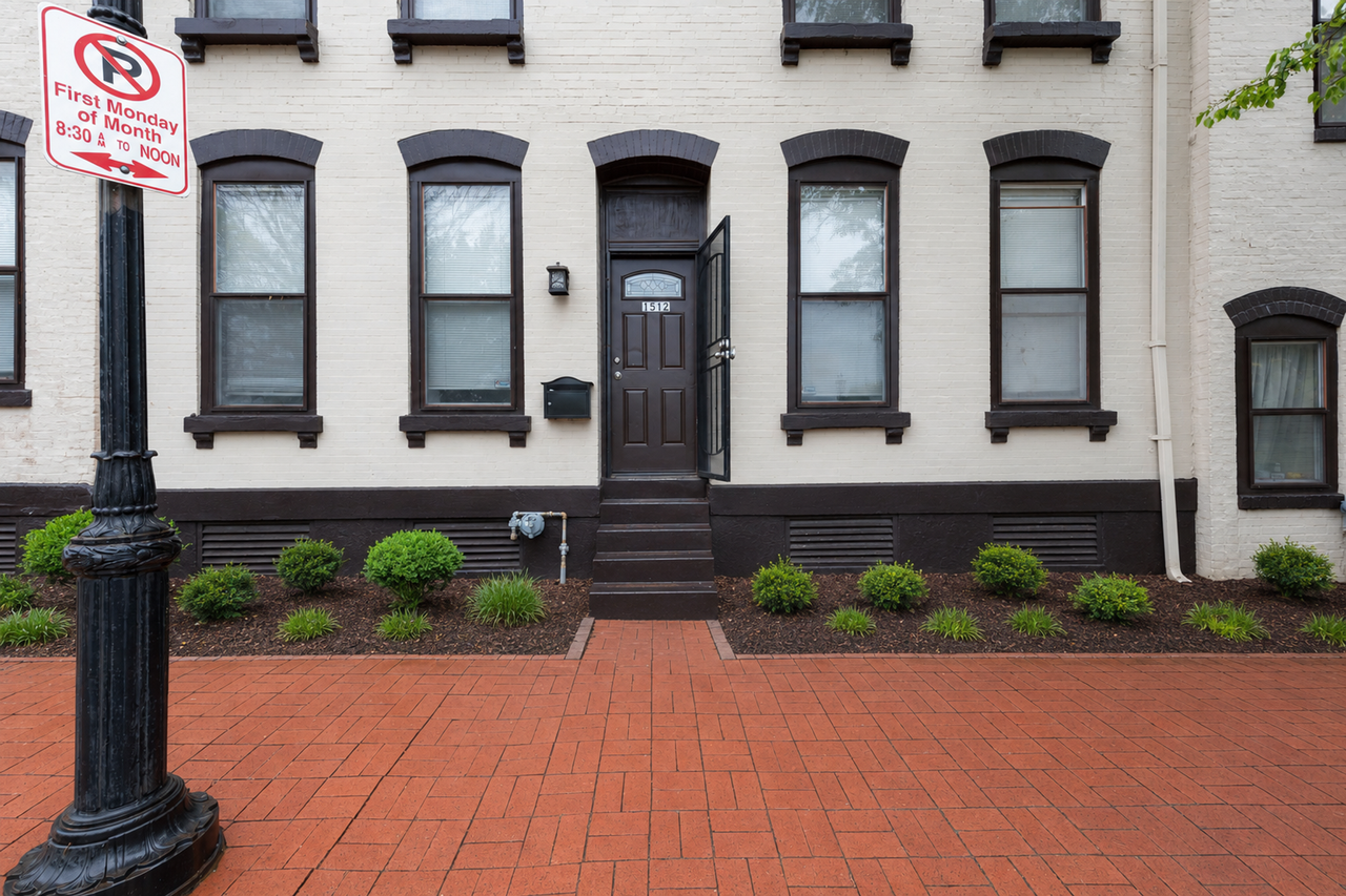 1500 Menard Apartments - Photo 2 of 20