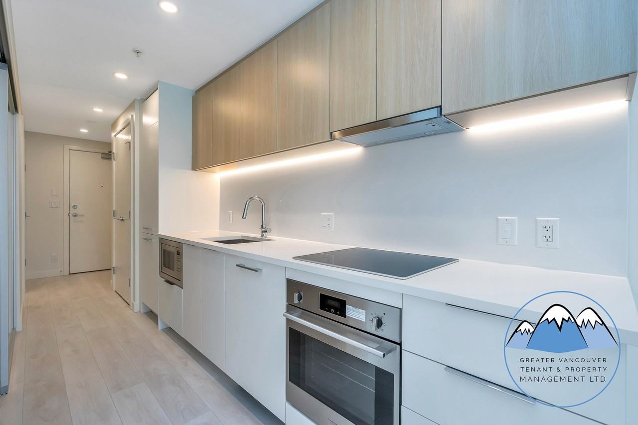 13318 104 Ave - Photo 2 of 24