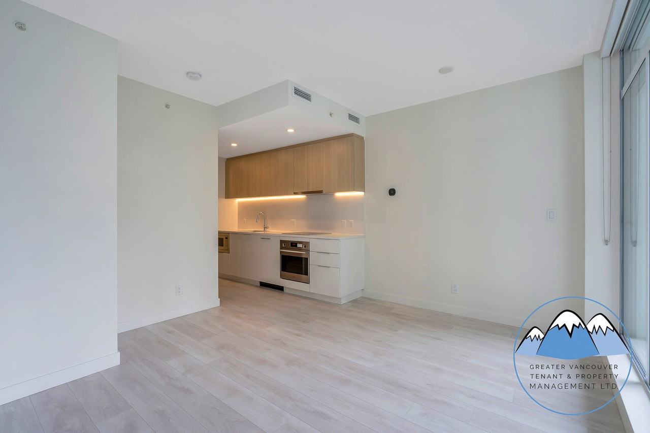 13318 104 Ave - Photo 6 of 24