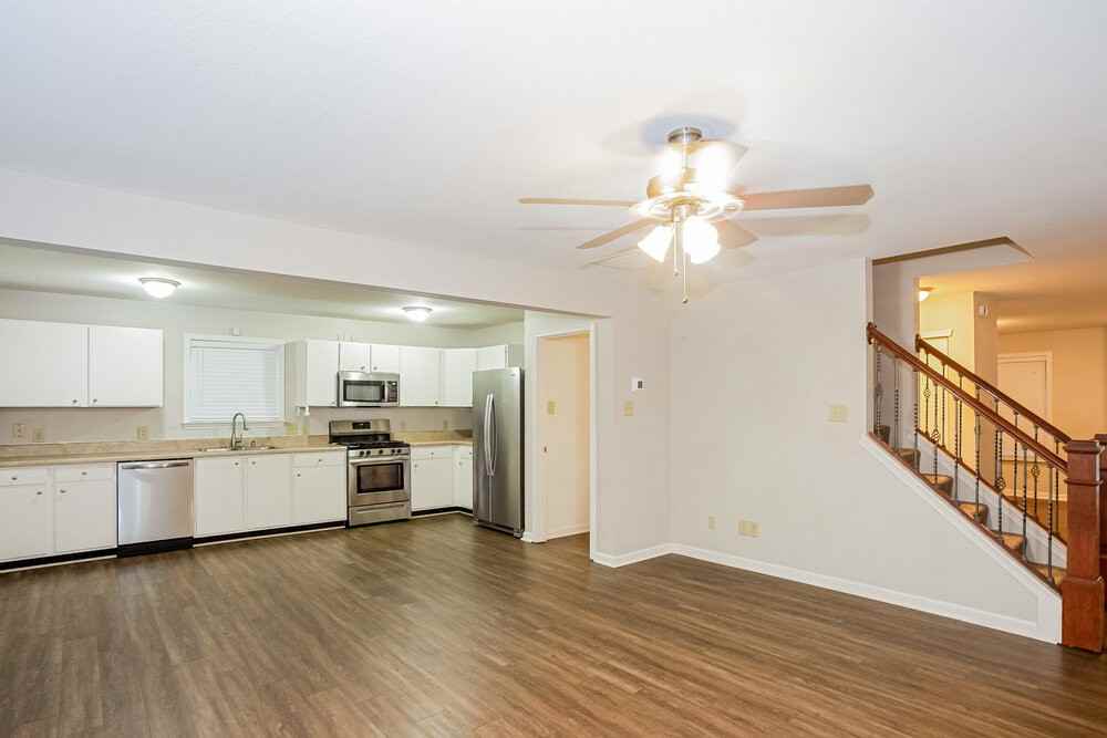 1626 Matthew Allen Cir - Photo 6 of 17