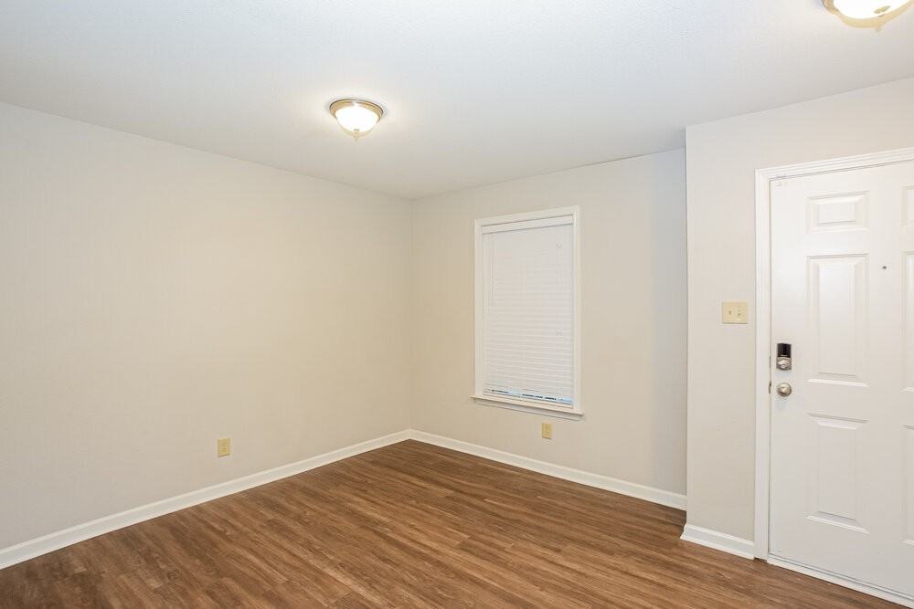 1626 Matthew Allen Cir - Photo 7 of 17