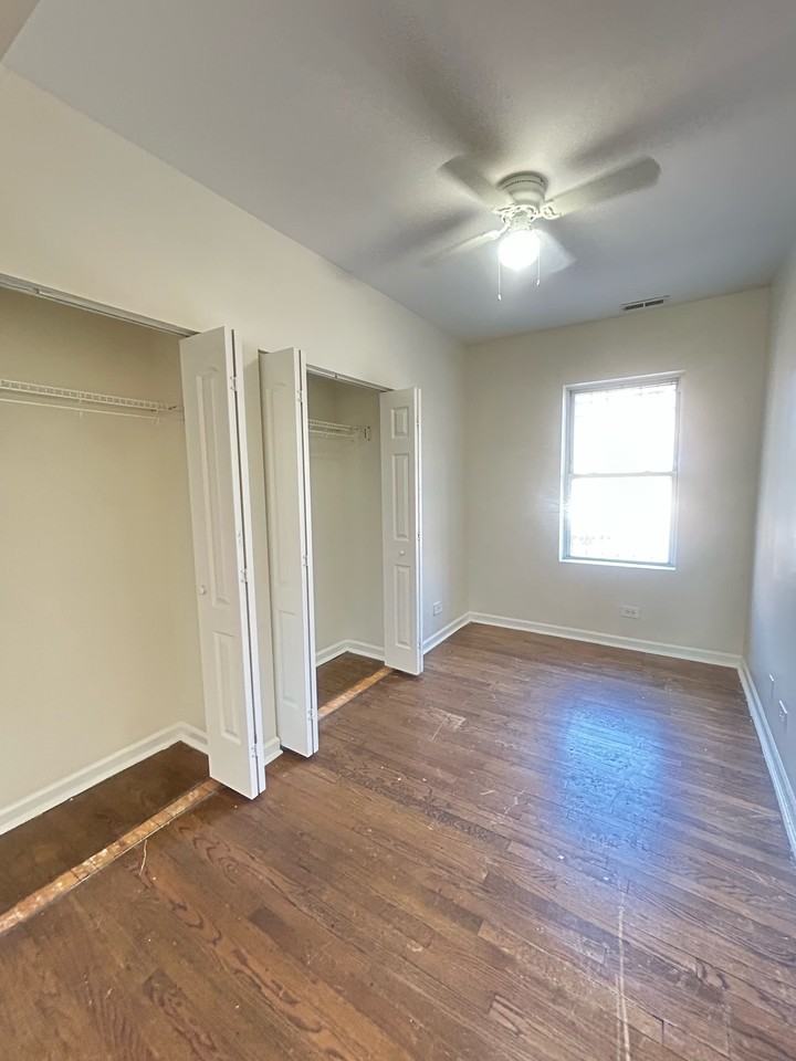 9120 S Dauphin Ave Apt 1w #9120-1W - Photo 7 of 12