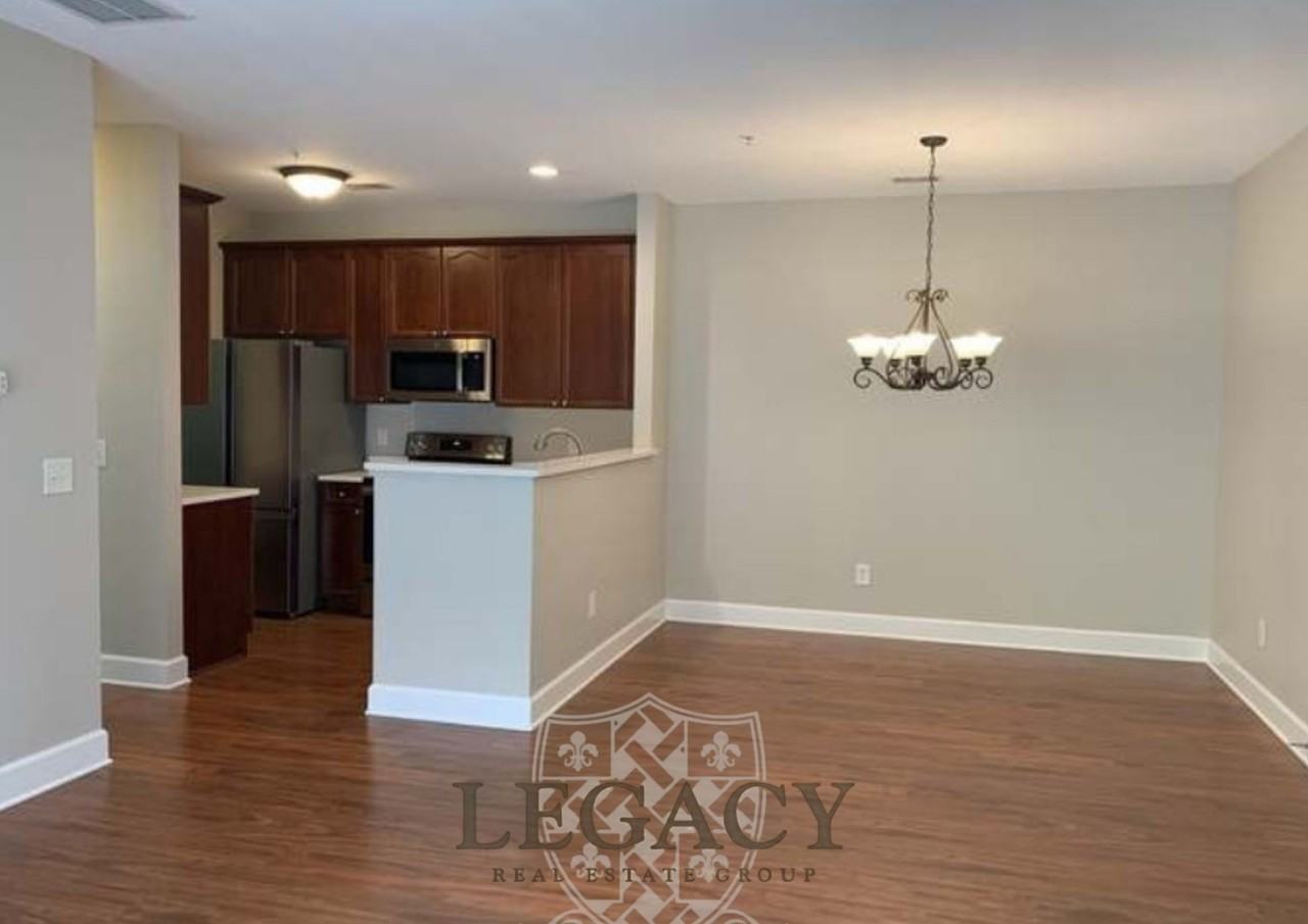 8045 Bienville Drive - 1Unit Y8 #1 - Photo 2 of 13