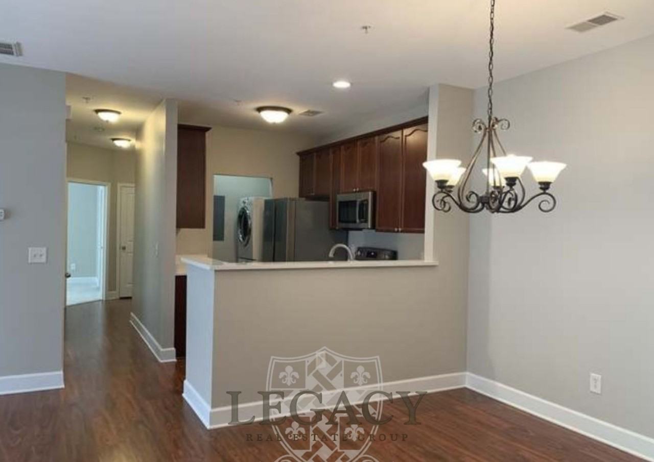 8045 Bienville Drive - 1Unit Y8 #1 - Photo 3 of 13