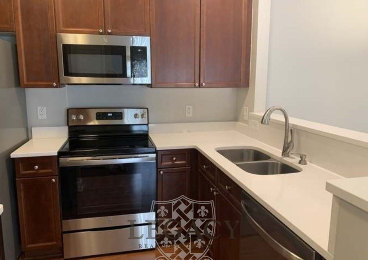 8045 Bienville Drive - 1Unit Y8 #1 - Photo 4 of 13