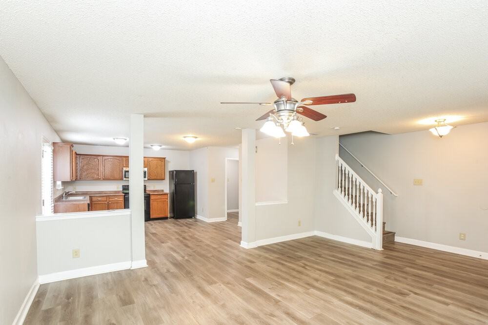 12179 Maize Dr - Photo 6 of 17