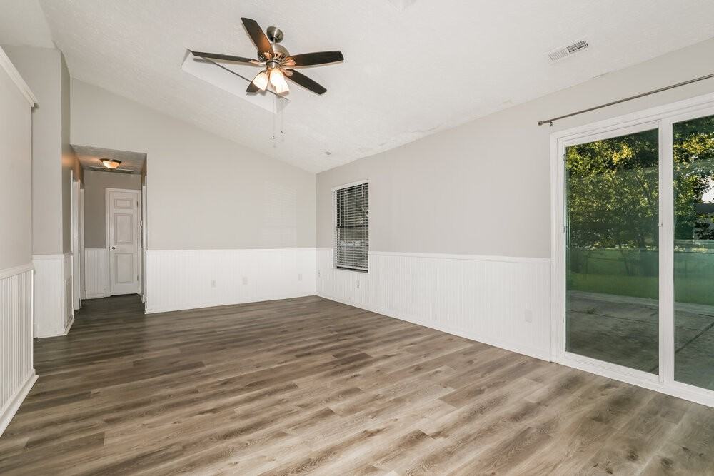 6210 Carrie Cir - Photo 3 of 16