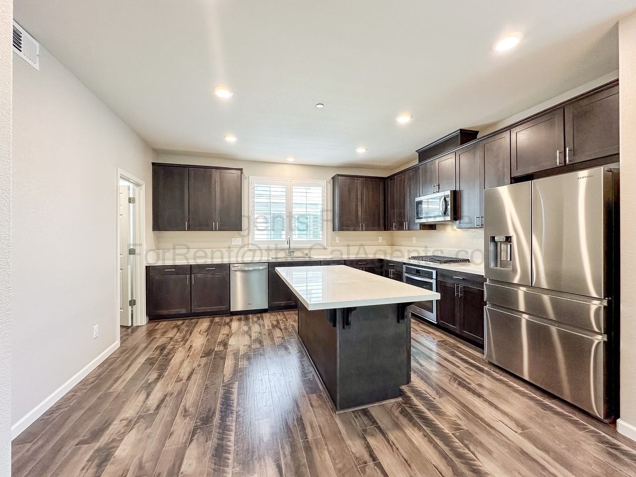 3331 Rosenblatt St #1 - Photo 2 of 21
