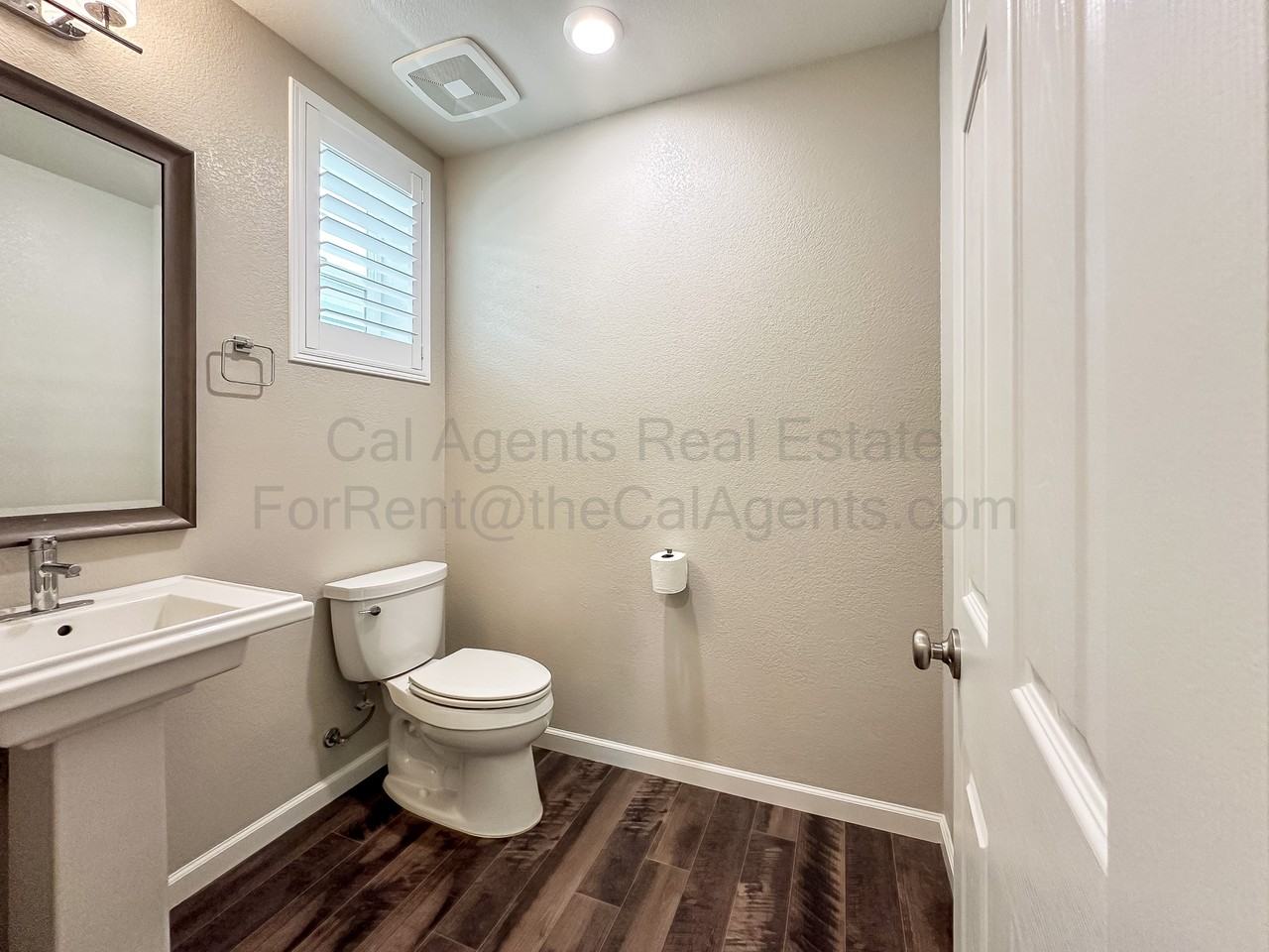 3331 Rosenblatt St #1 - Photo 6 of 21