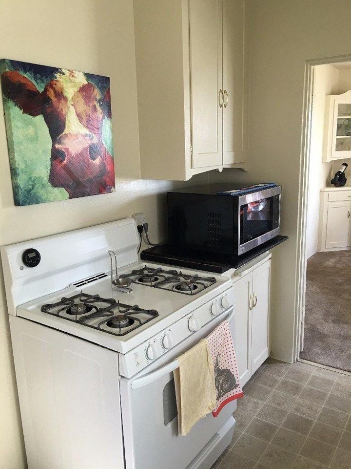 5728-5730 Adelaide Ave - Photo 5 of 11