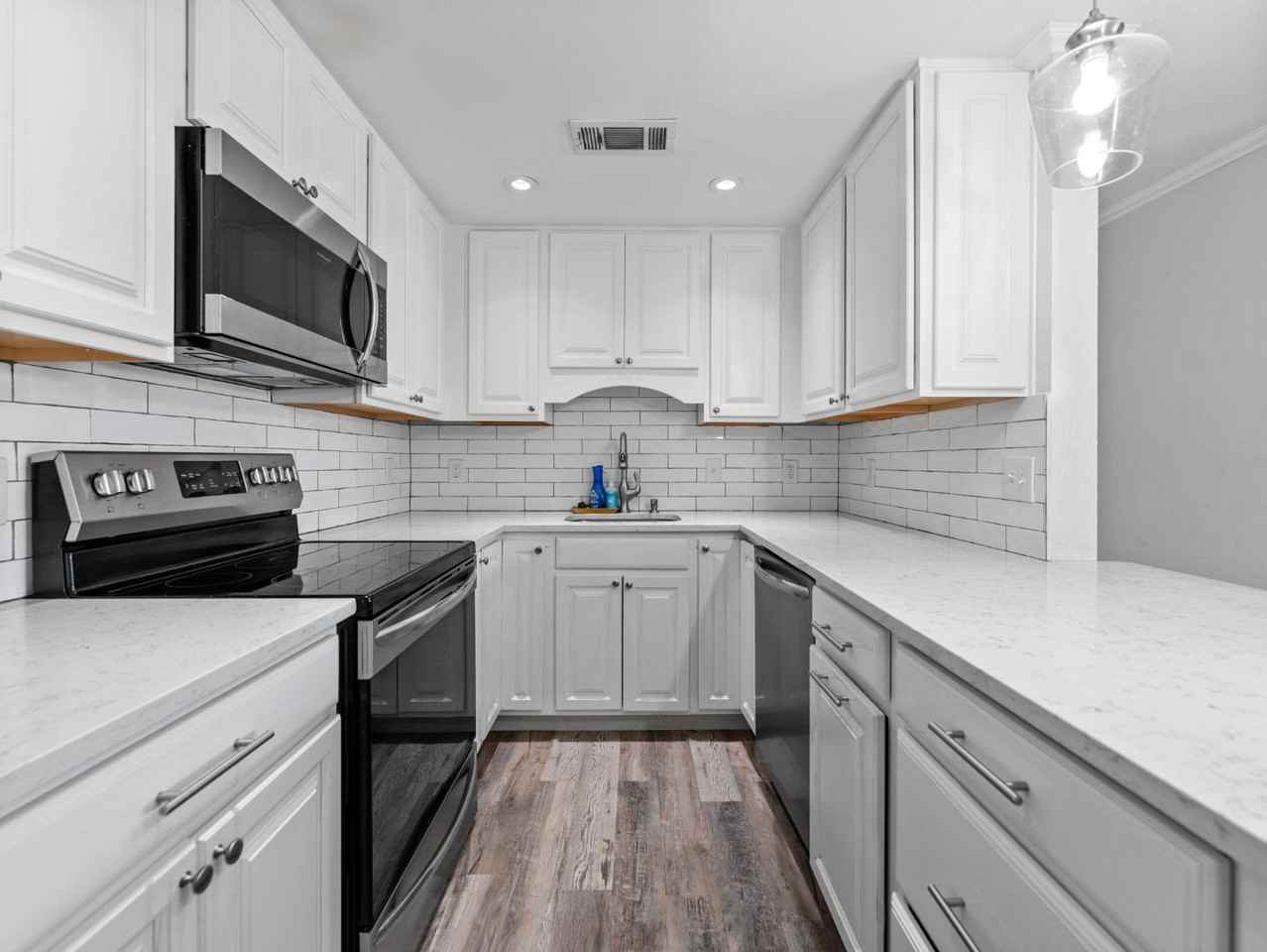 2707 W State St - Photo 3 of 11