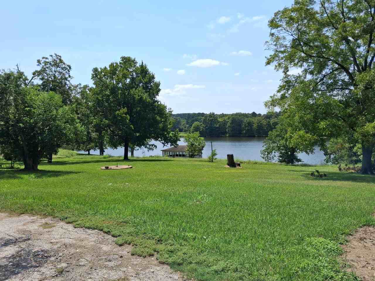 215 Ryans Ferry Rd - Photo 2 of 7