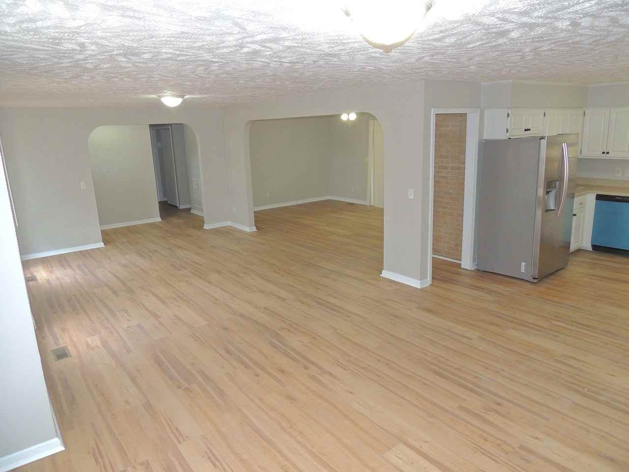 7115 Enfield Dr #1 - Photo 4 of 23