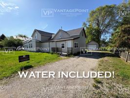 featured image of 416 3rd St #A