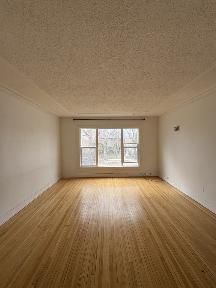166 Brock St - Photo 2 of 9