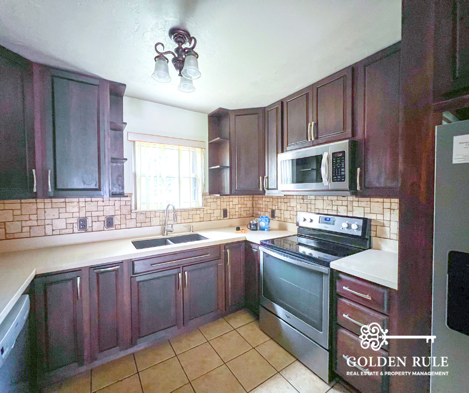 4112 Nw 16th Dr #1 - Photo 5 of 15