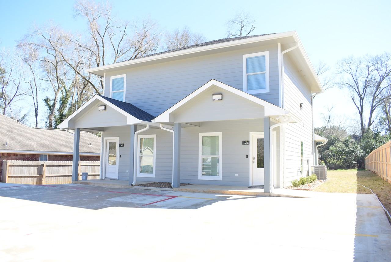 720 Martinsville St #102 - Photo 2 of 38