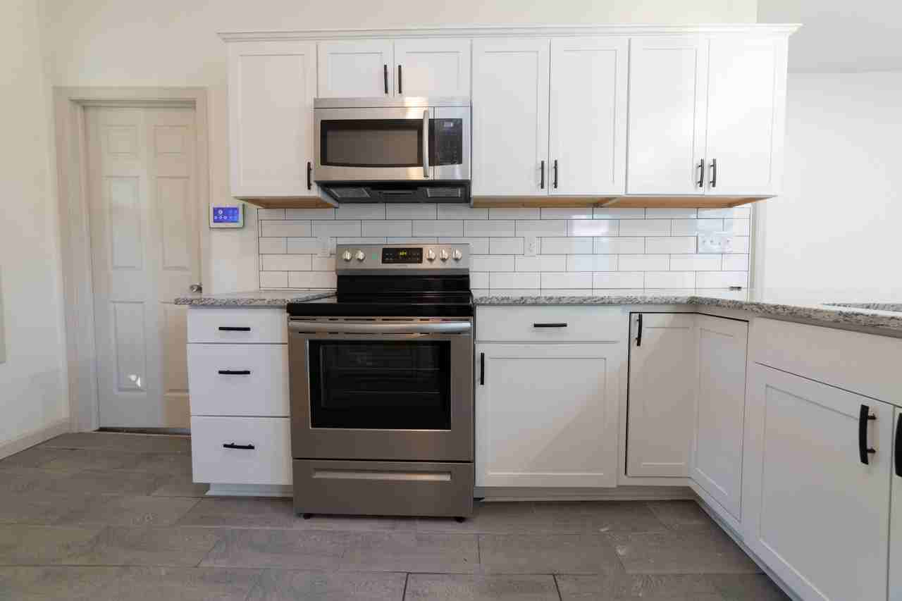 84 Sheffield Ave #1 - Photo 4 of 25
