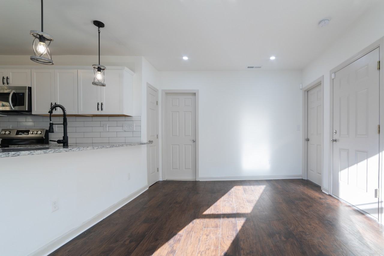 84 Sheffield Ave #1 - Photo 5 of 25