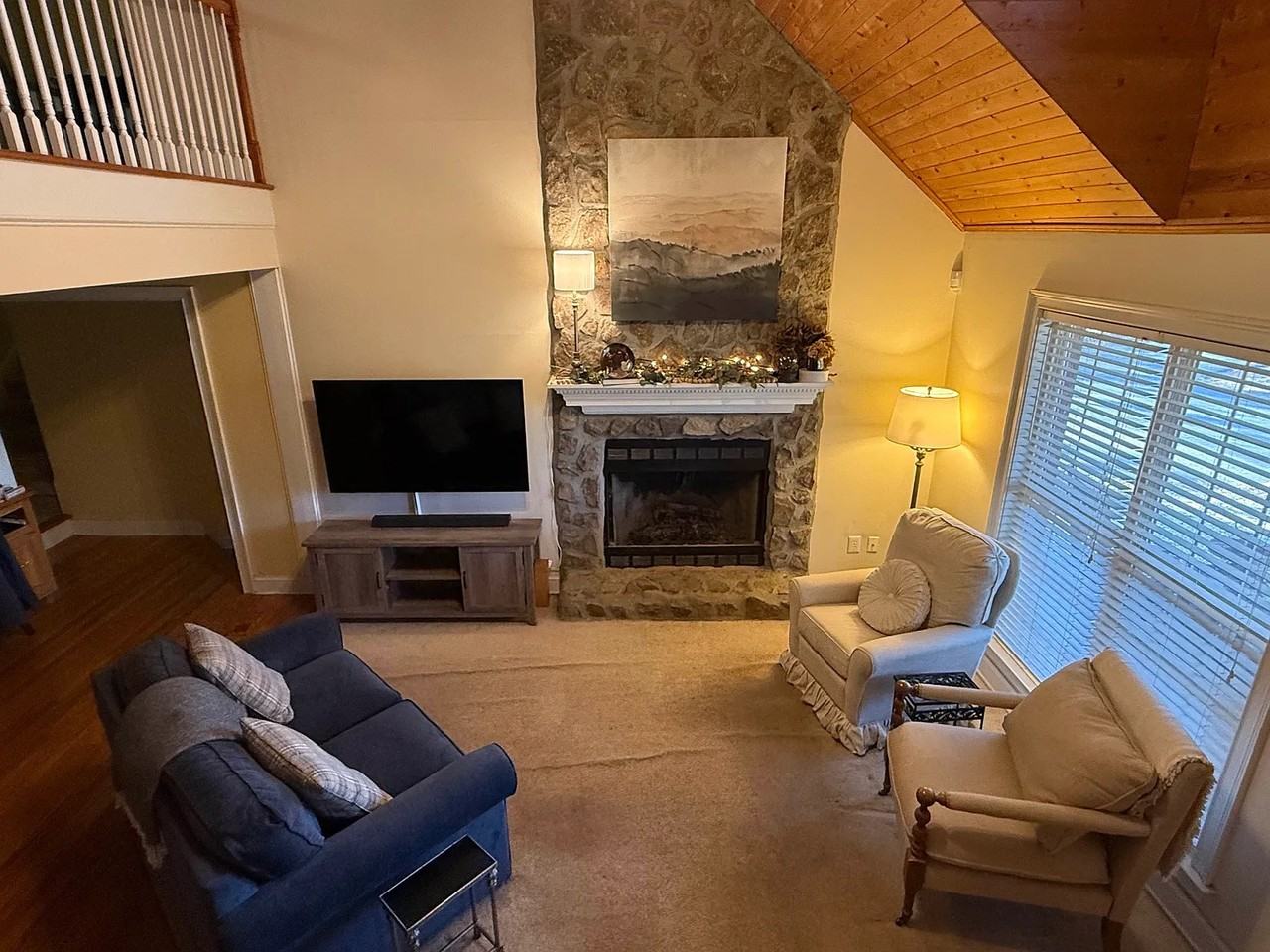 295 Tyson Rd - Photo 5 of 16