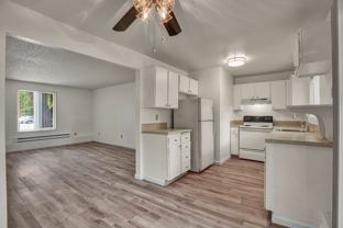 Jamestowne Plaza Apartments - Photo 1 of 1