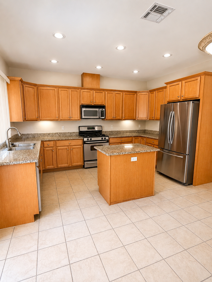 1160 Grove Ave #1 - Photo 2 of 13