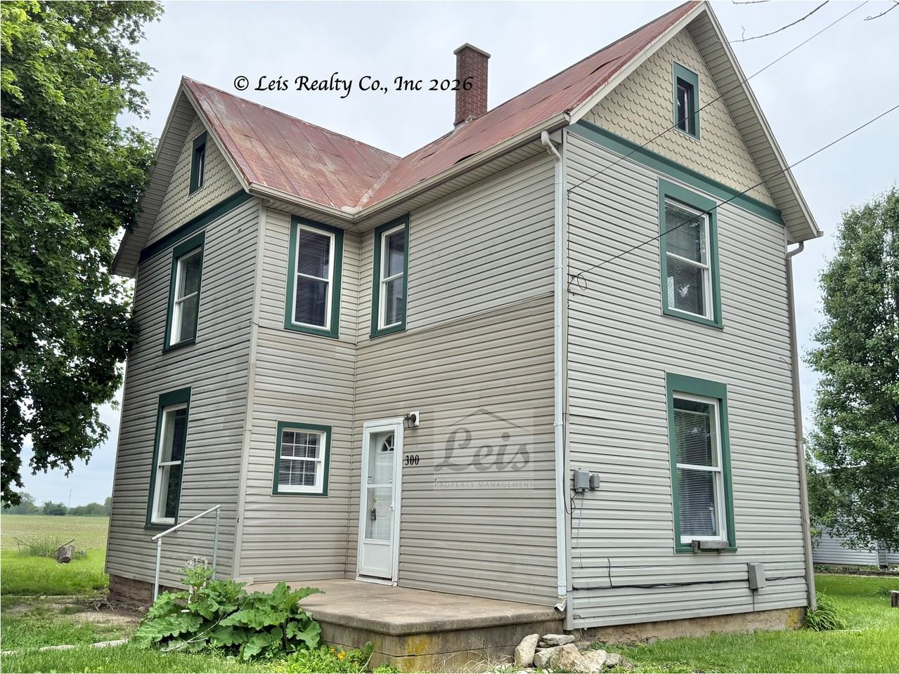 300 E Orchard St #1