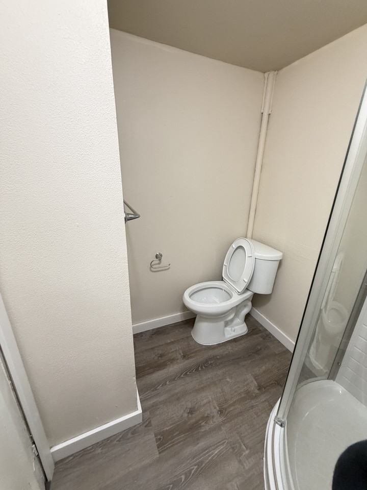2709 W Rose Hill St #2 - Photo 6 of 7