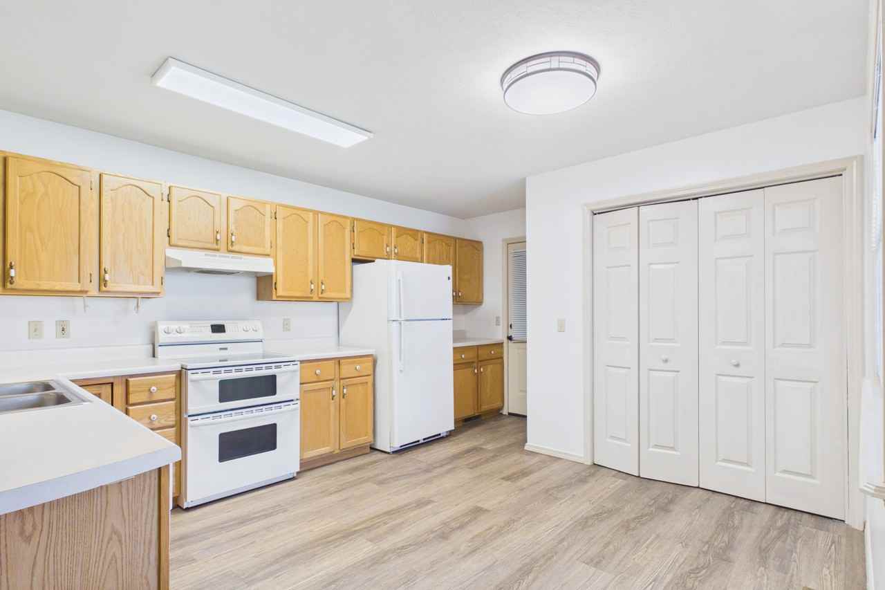 1228 Commerce Dr #12 - Photo 3 of 10
