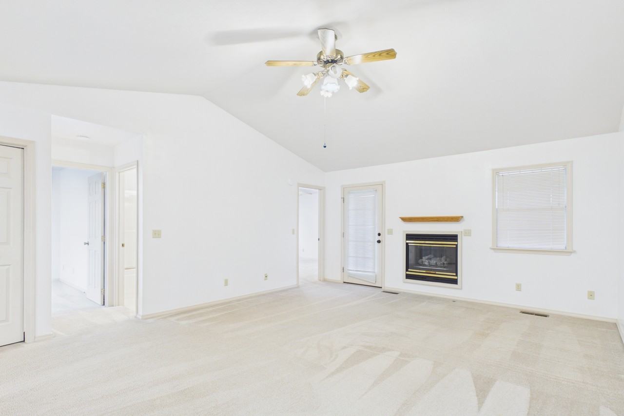 1228 Commerce Dr #12 - Photo 4 of 10