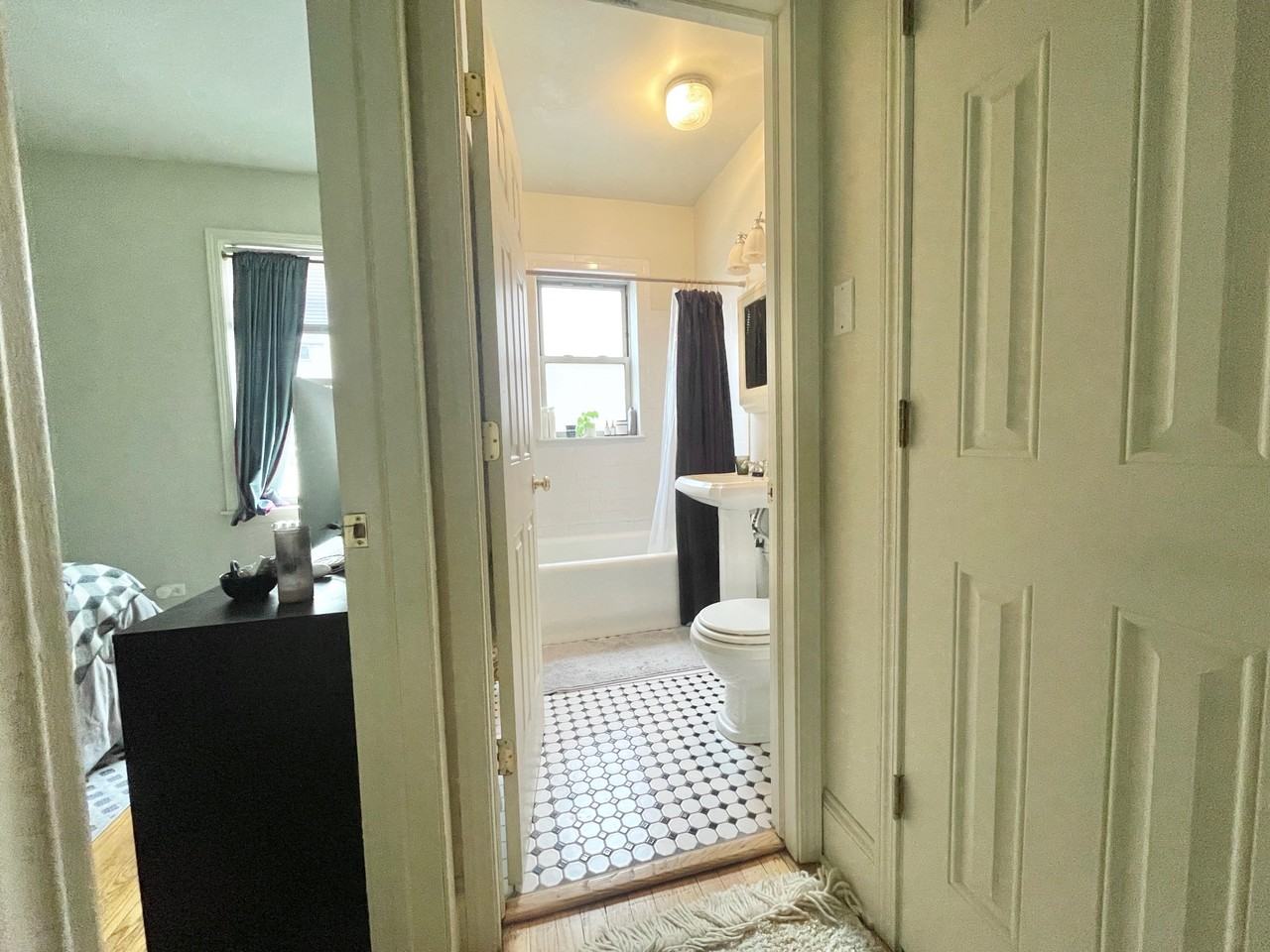 1431 W Farwell Ave #1431-1S - Photo 6 of 8