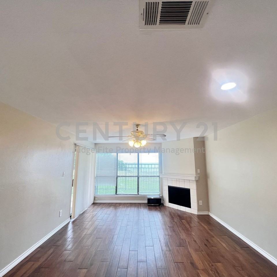 176 Henry M Chandler Dr - Photo 3 of 12