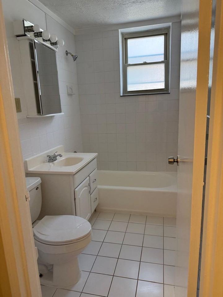 60 Elm St. - Photo 2 of 11