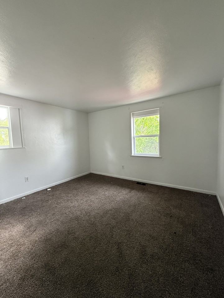 100 W Lindberg Dr #102 - Photo 7 of 14